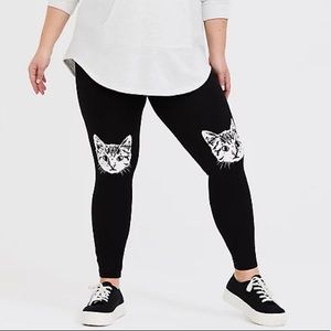 SIZE 6 - Full Length Premium Leggings w/ Cat Print